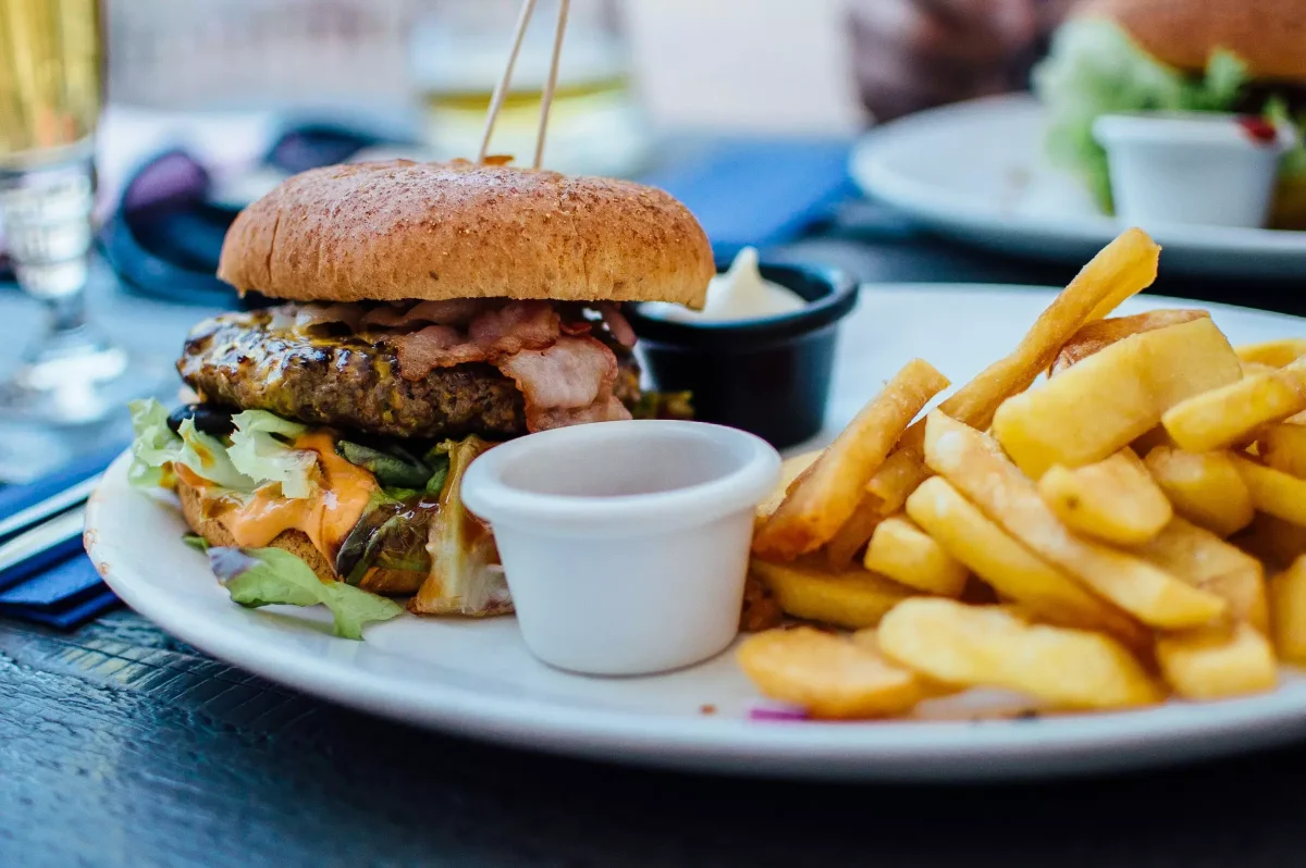 Who Offers the Best Fast Food Near Me?